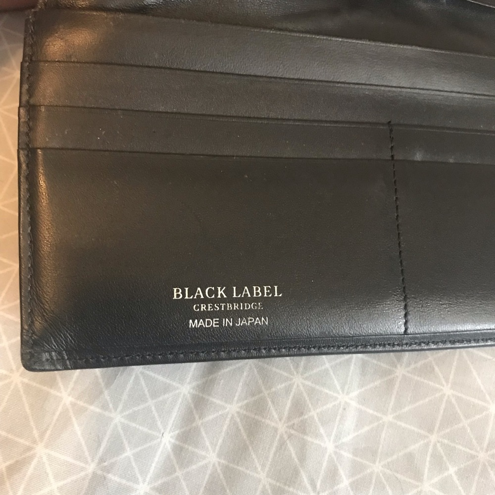 Black Label Crestbridge Burberry - Black Leather Glen Plaid Wallet - Picture 7 of 8